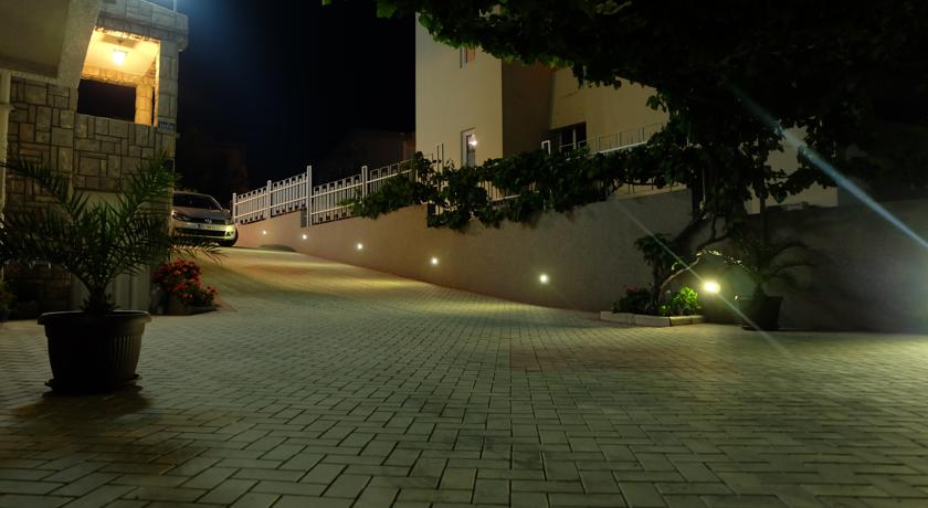 Апартаменты в Черногории недорого Апартаменты в Черногории Kojic